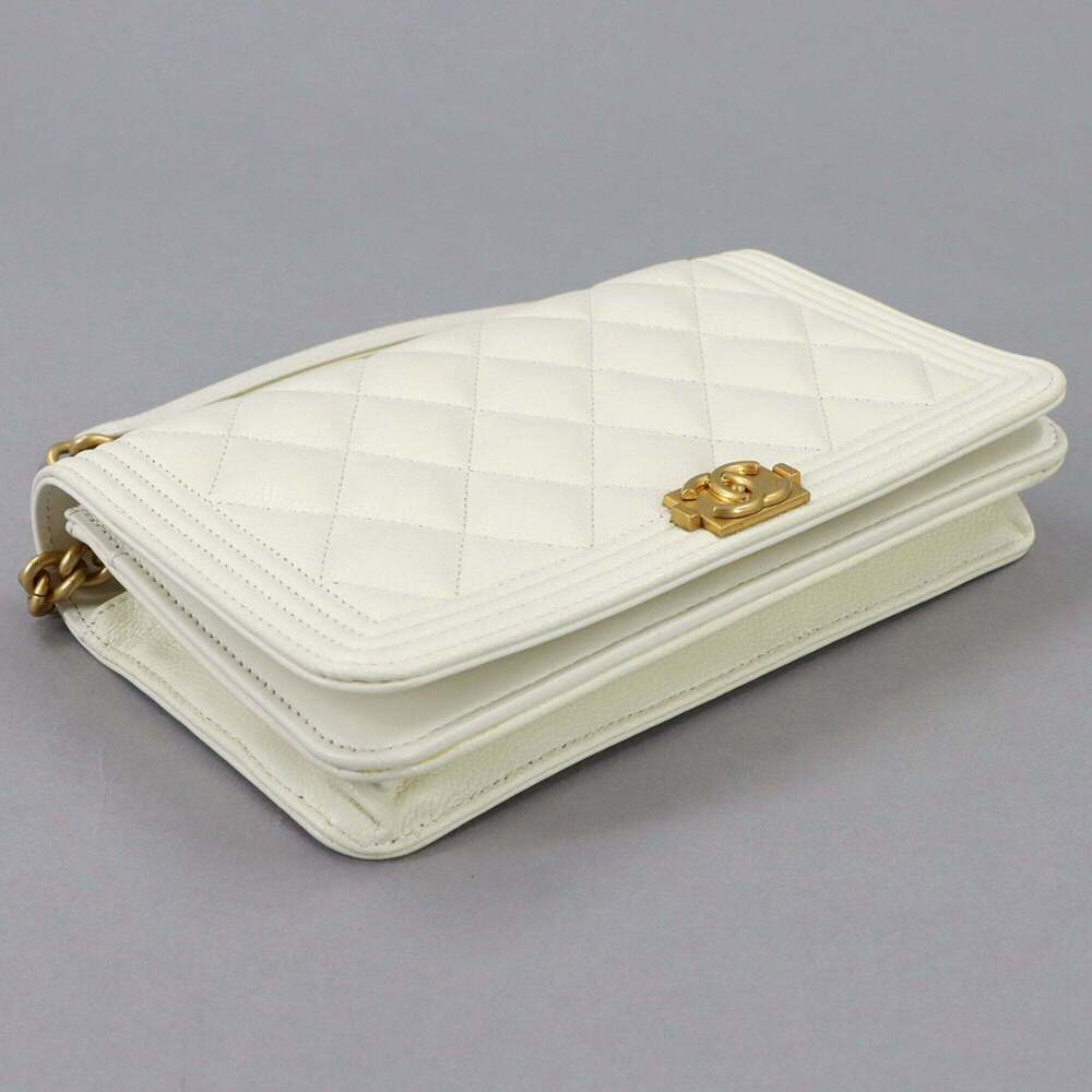 CHANEL White Caviar Leather Wallet - Picture 4 of 10